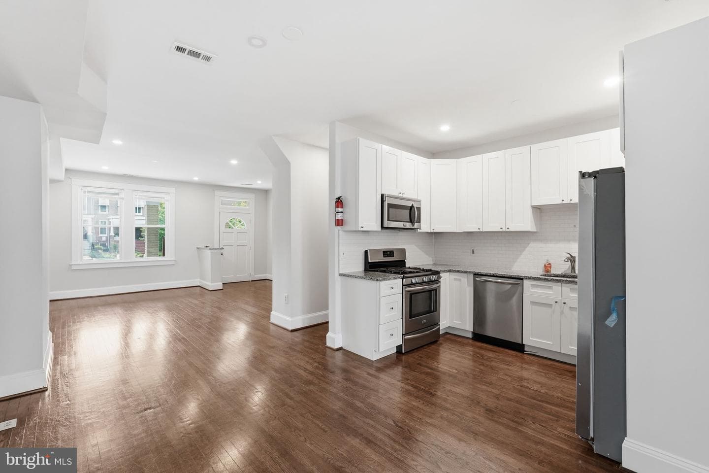 2320 North Capitol Street NW photo 8