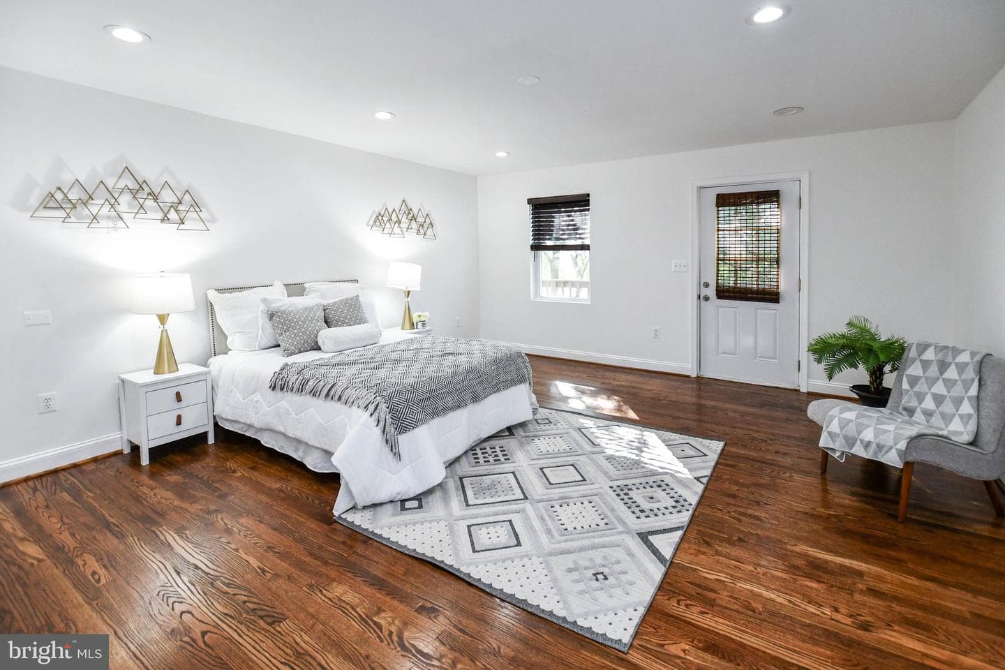 4504 New Hampshire Avenue NW photo 34