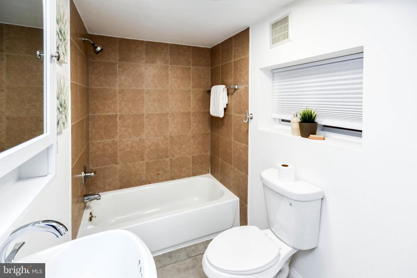 4504 New Hampshire Avenue NW photo 48