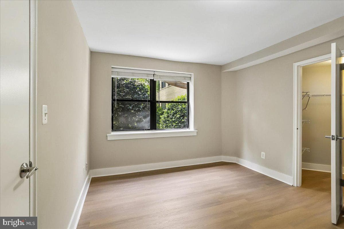 212 Oakwood Street SE #113 photo 23