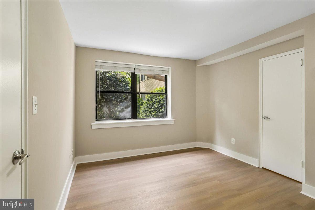 212 Oakwood Street SE #113 photo 24