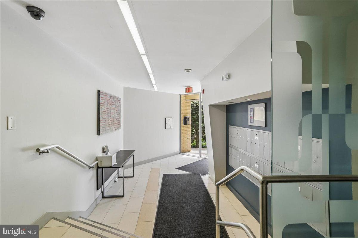 212 Oakwood Street SE #113 photo 43