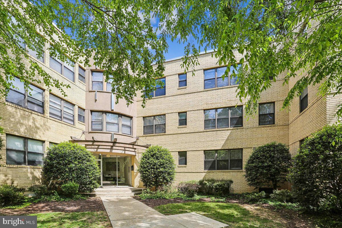 212 Oakwood Street SE #113 photo 46