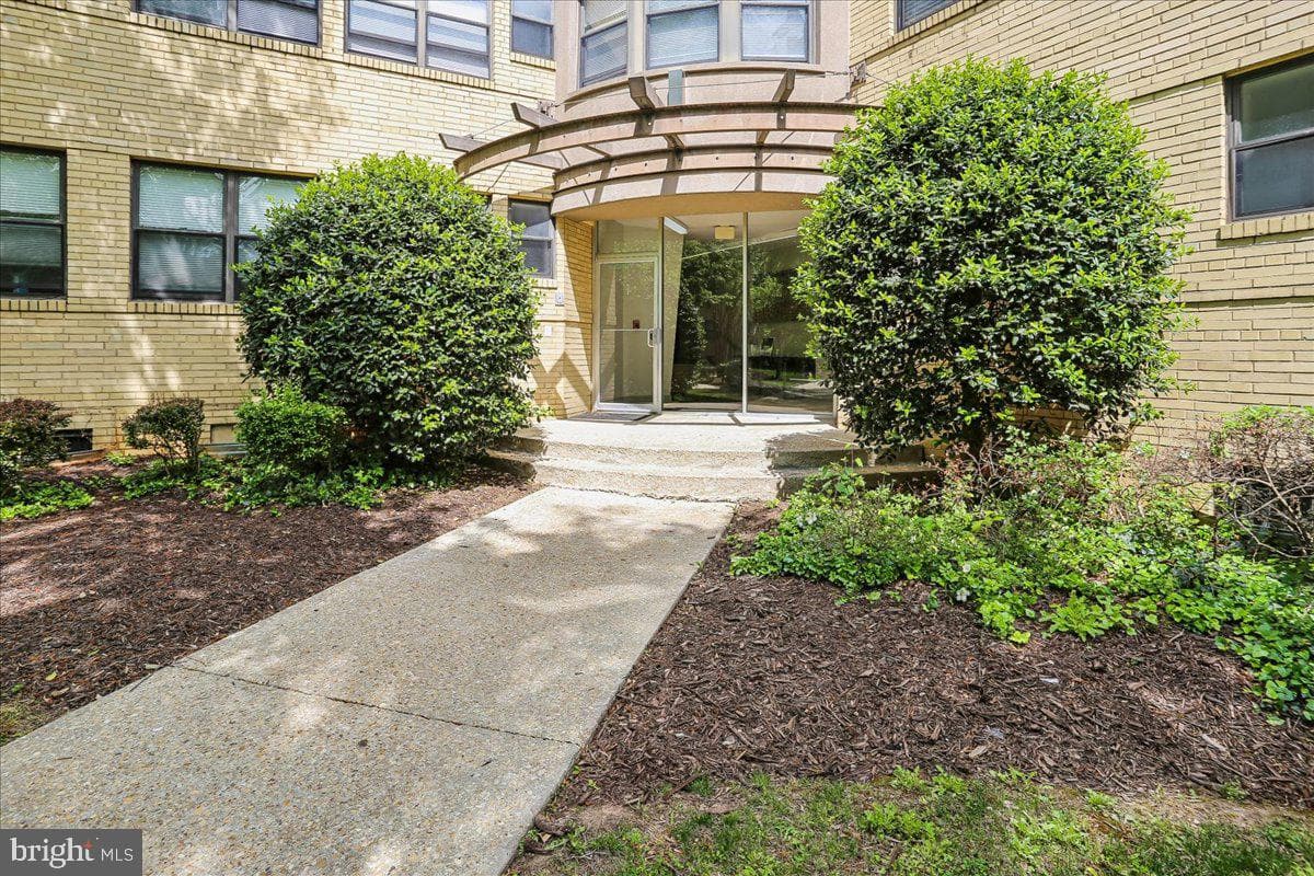 212 Oakwood Street SE #113 photo 7