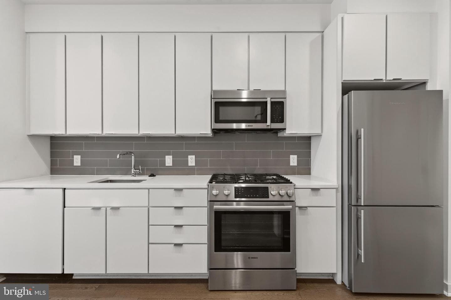 300 8th Street NE #209 photo 3