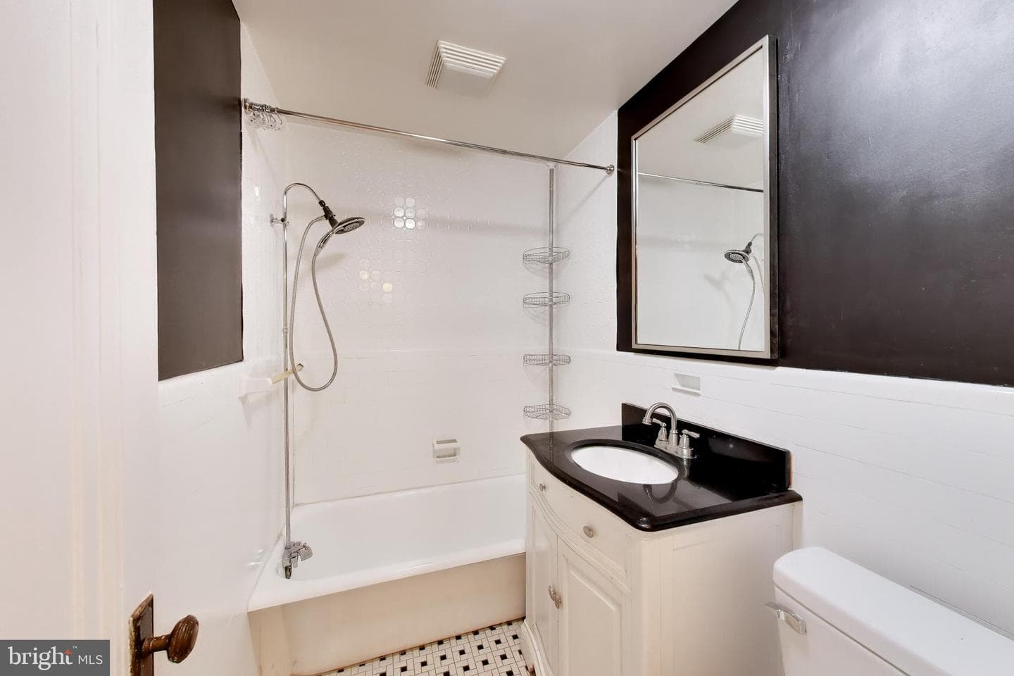 5402 Connecticut Avenue NW #204 photo 17