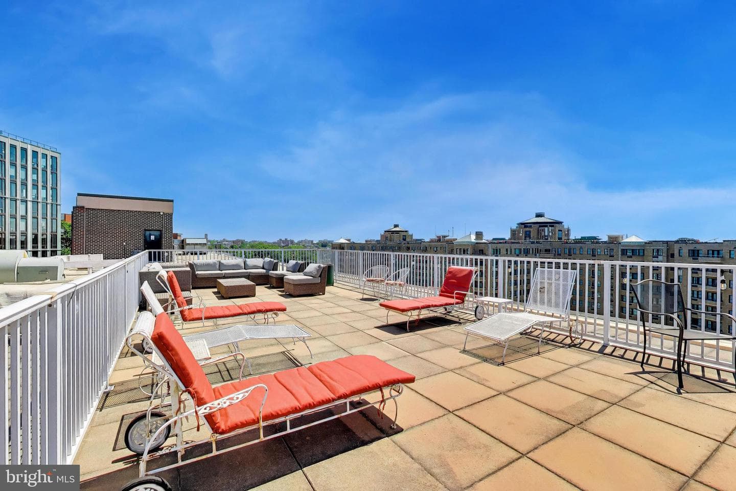 2501 Calvert Street NW #711 photo 14