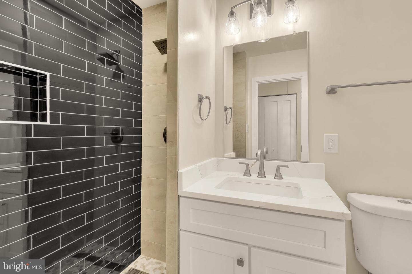 3157 Apple Road NE #5 photo 23