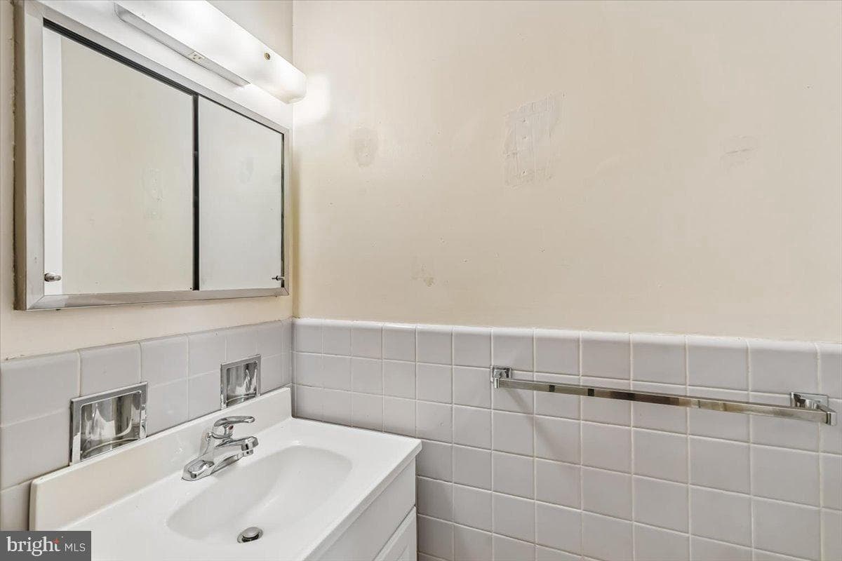2475 Virginia Avenue NW #102 photo 22