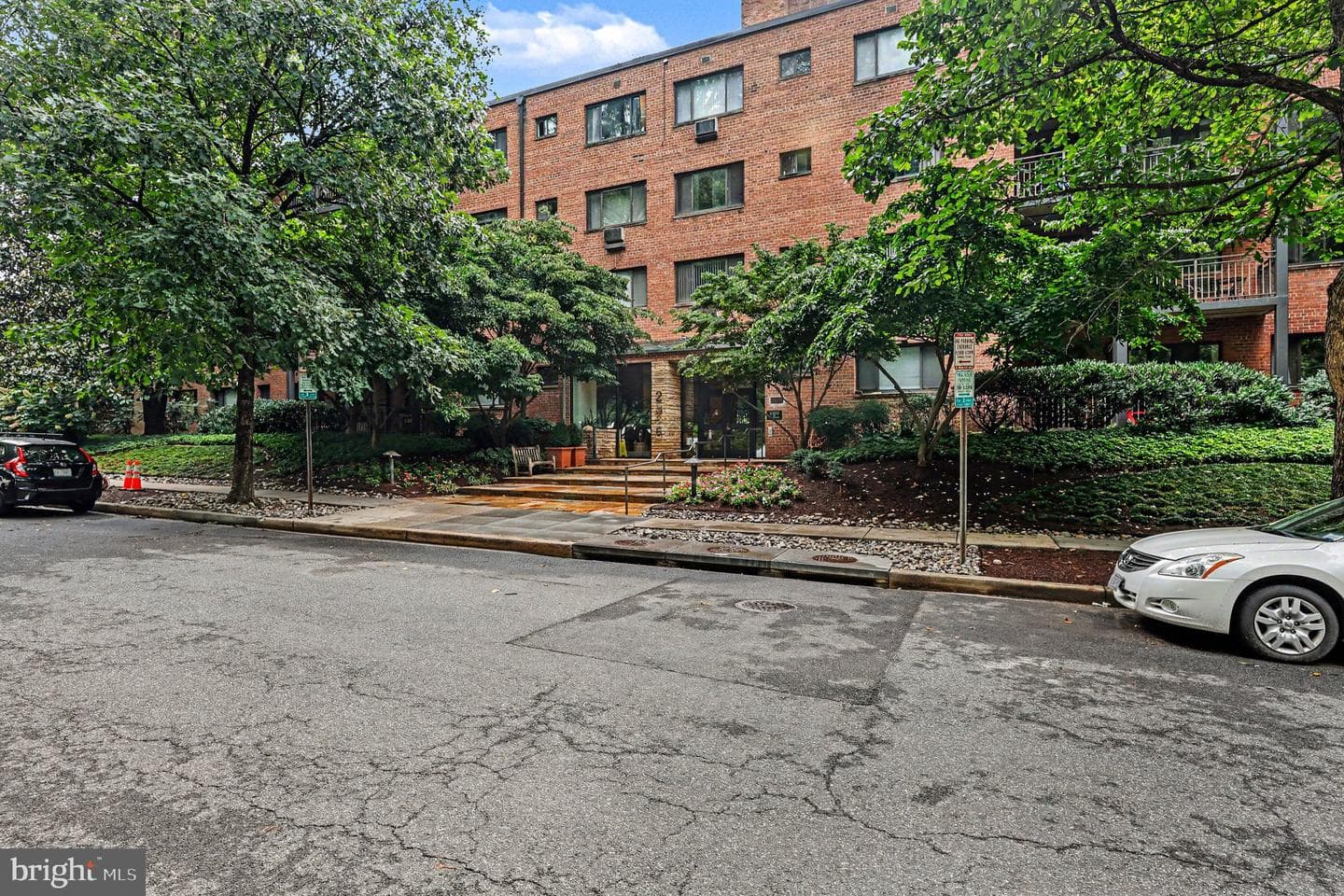 2325 42nd Street NW #220 photo 26