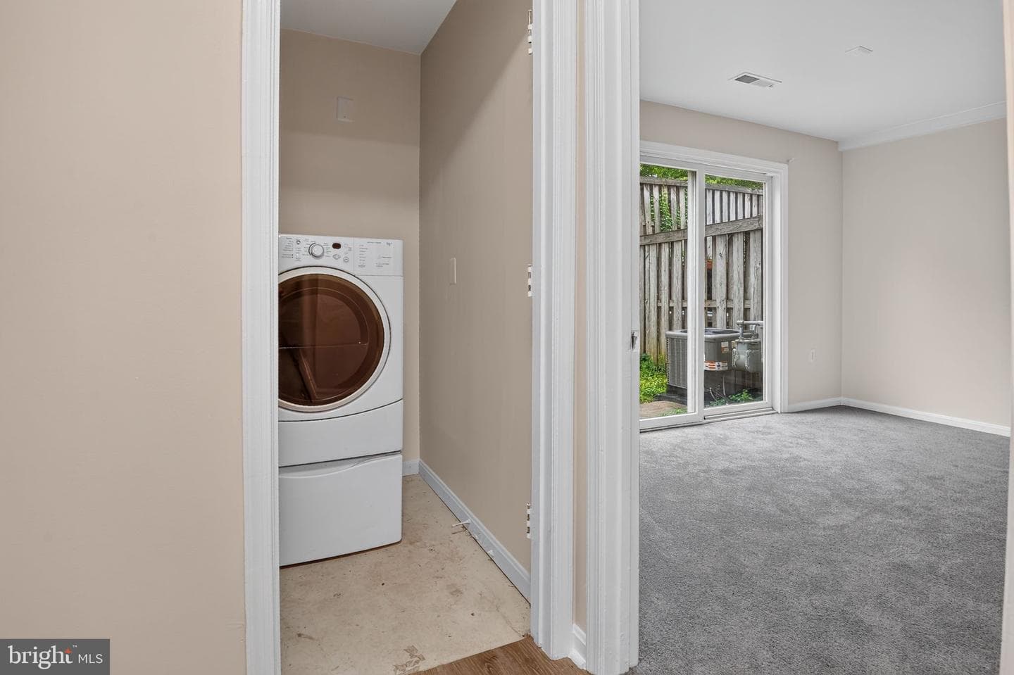 843 Marjorie Court SE photo 22