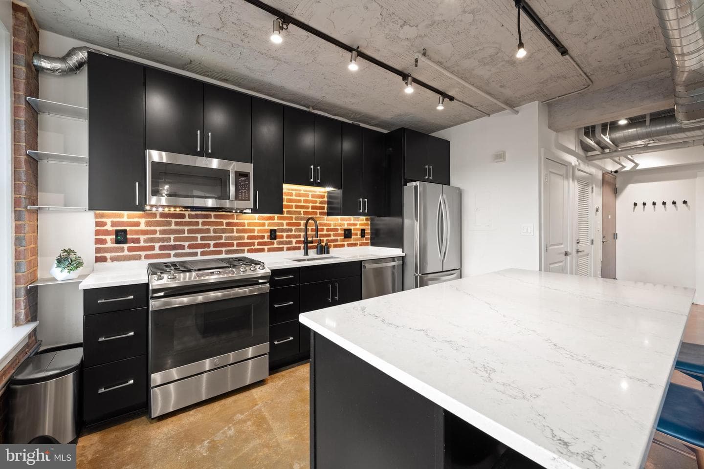 916 G Street NW #903 photo 15