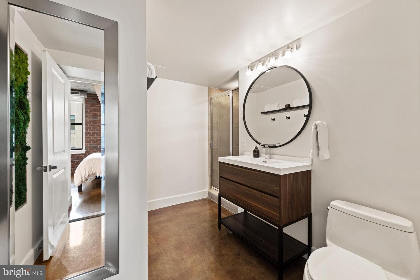 916 G Street NW #903 photo 32