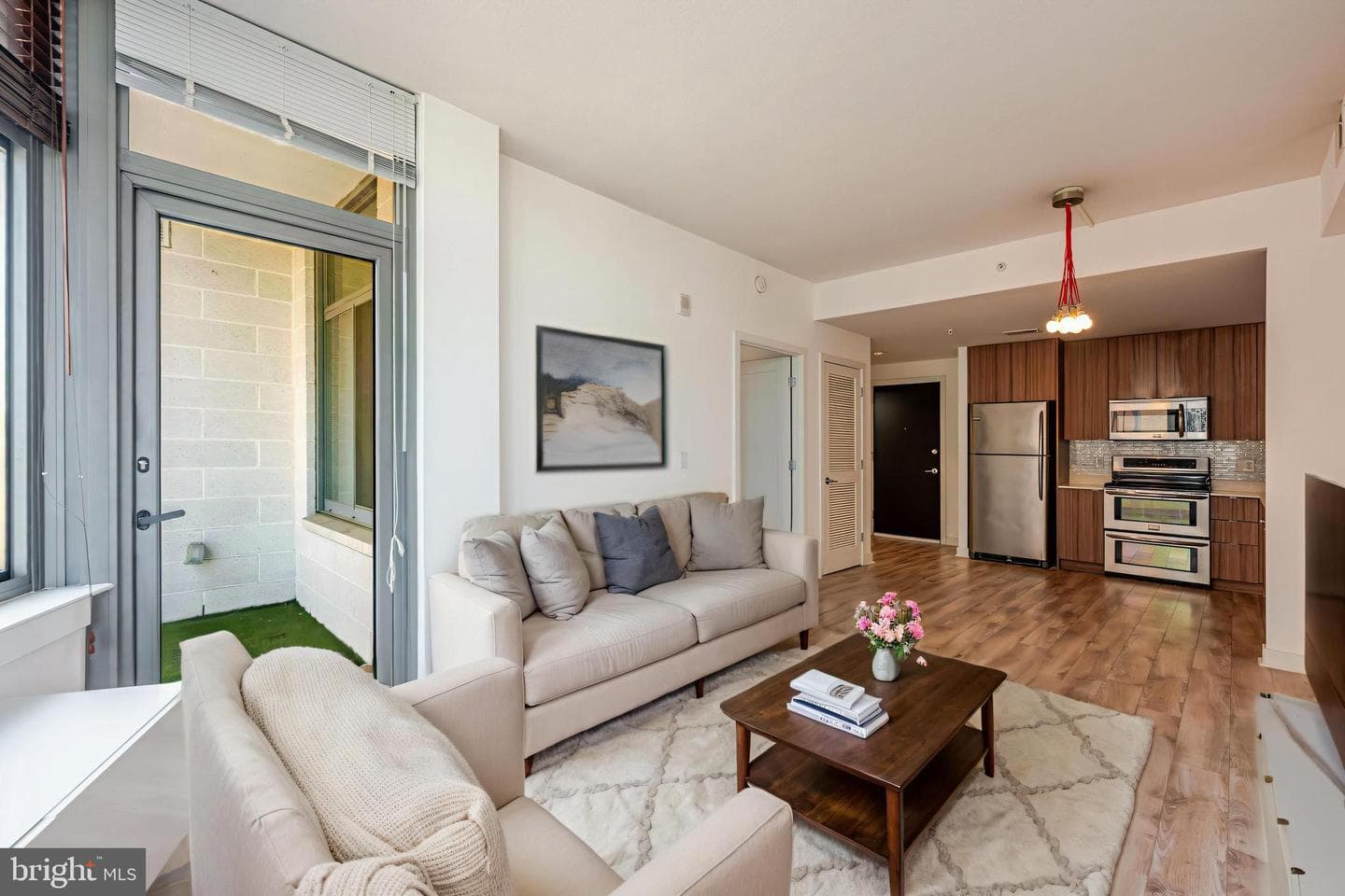 460 New York NW #501 photo 3