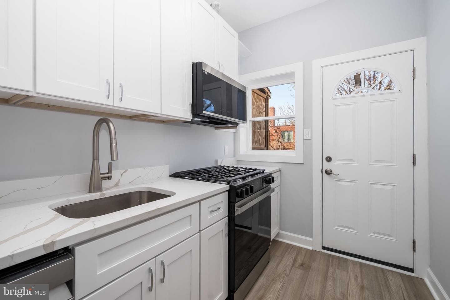 1209 Shepherd Street NW photo 10