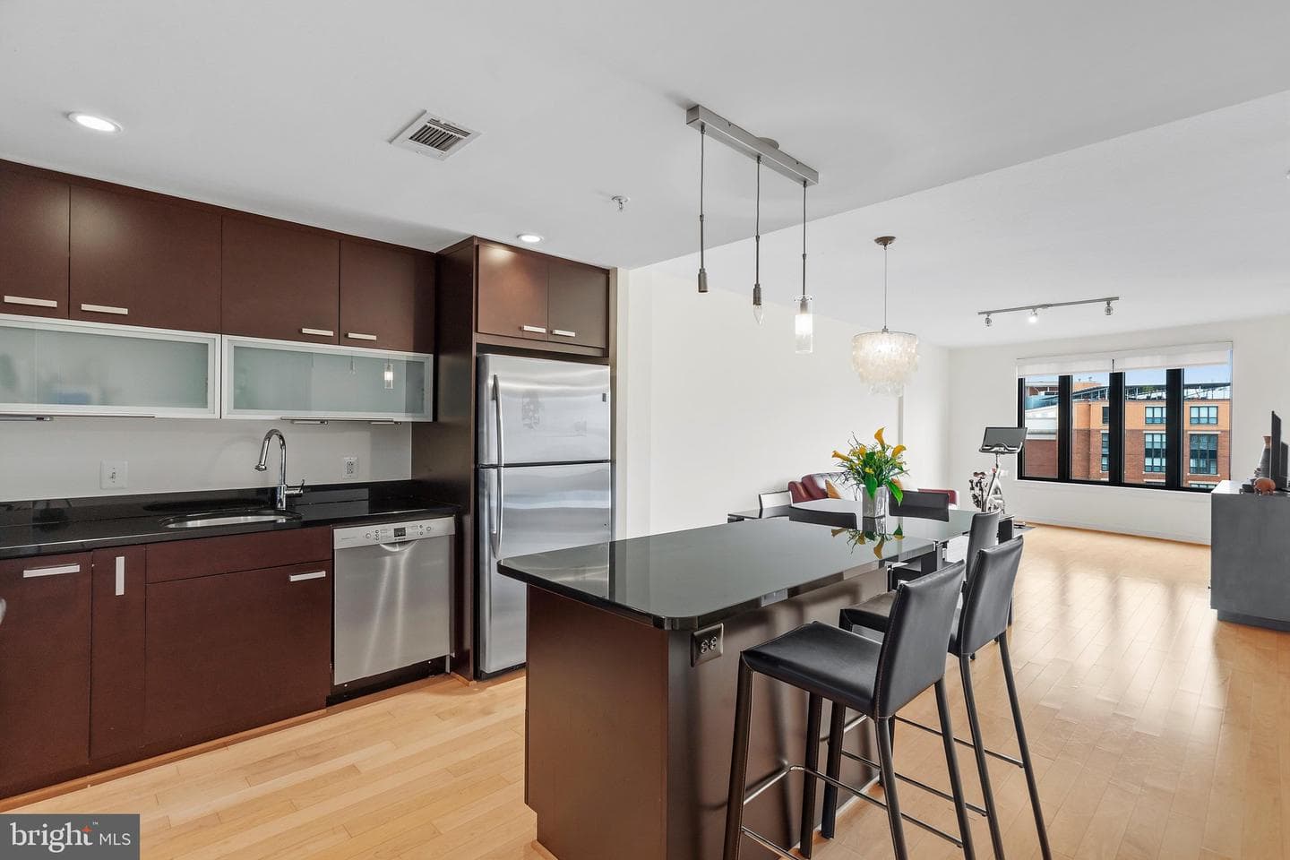 1010 Massachusetts Avenue NW #902 photo 6