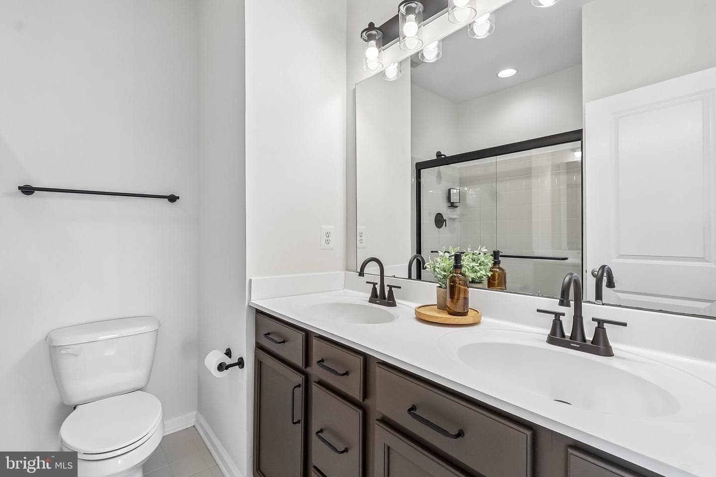 3801 Commodore Joshua Barney Drive NE photo 25