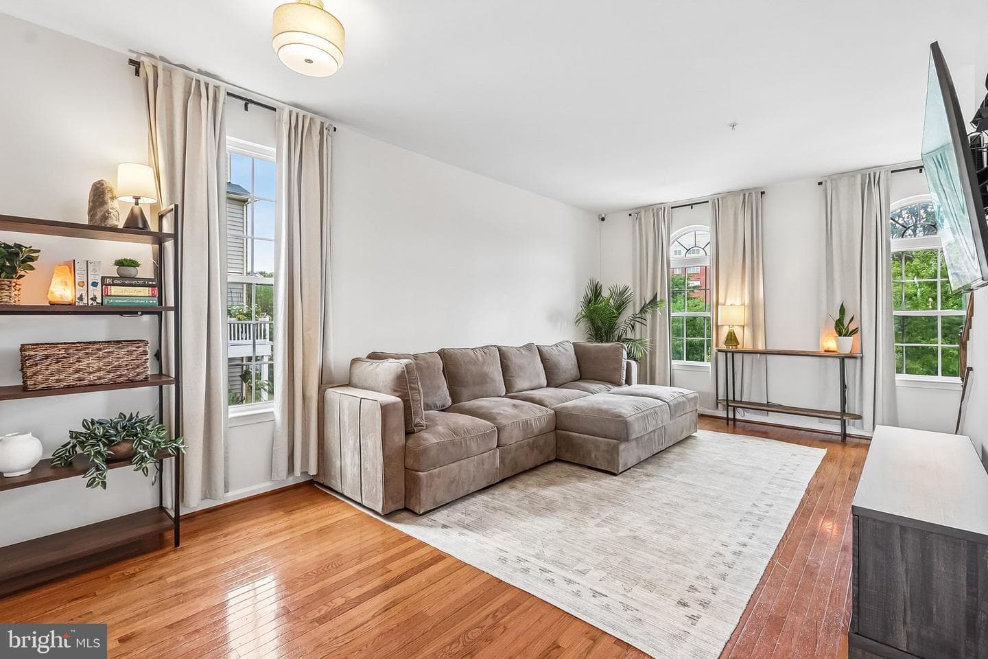 3801 Commodore Joshua Barney Drive NE photo 8