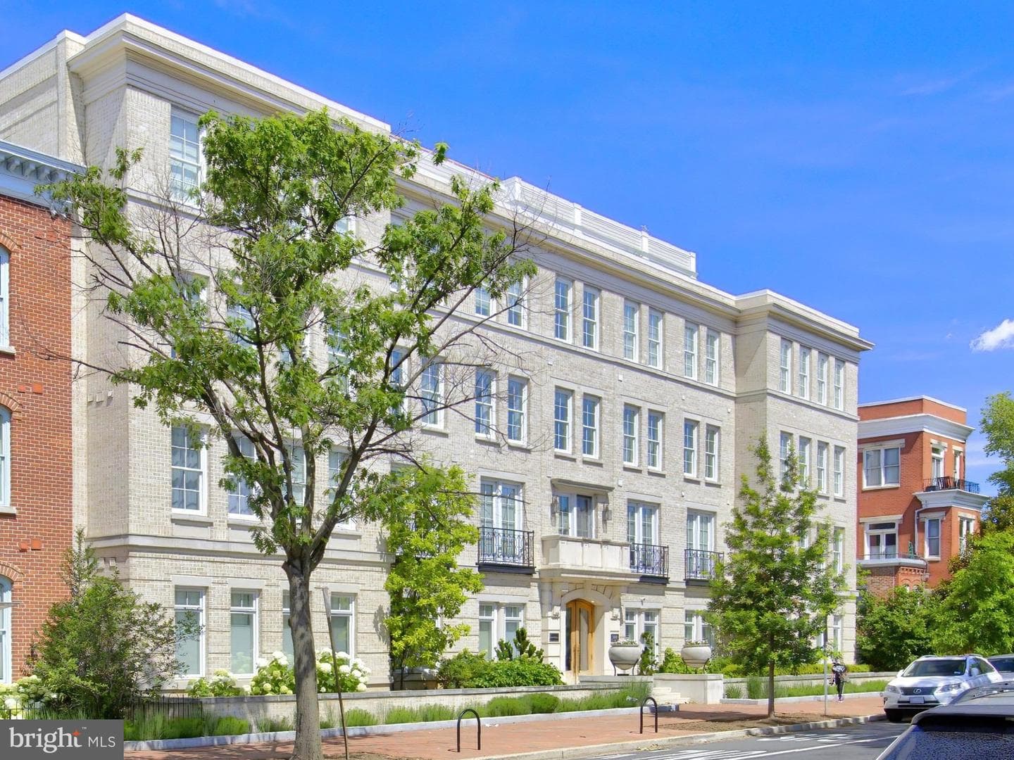 300 8th Street NE #ph502, Washington