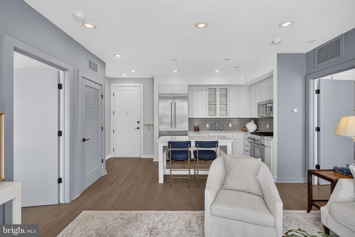 300 8th Street NE #ph502 photo 11