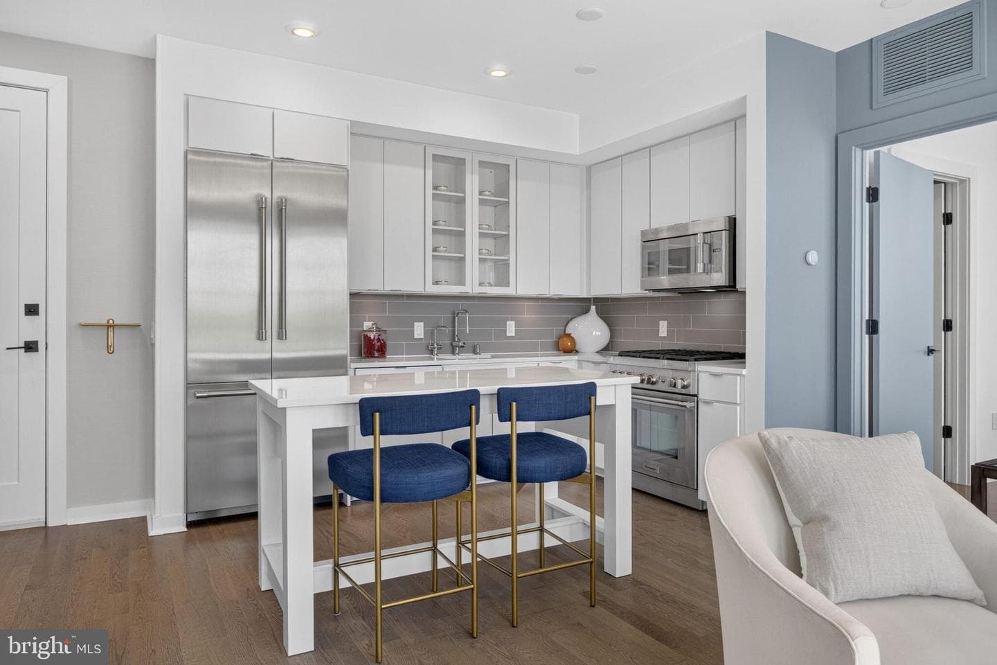 300 8th Street NE #ph502 photo 12
