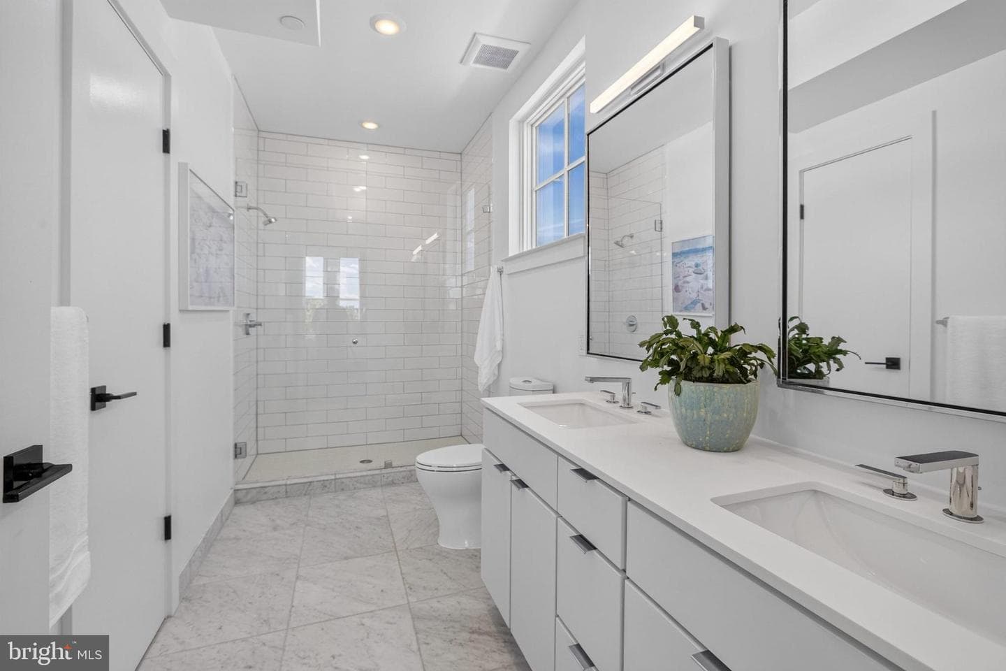 300 8th Street NE #ph502 photo 21