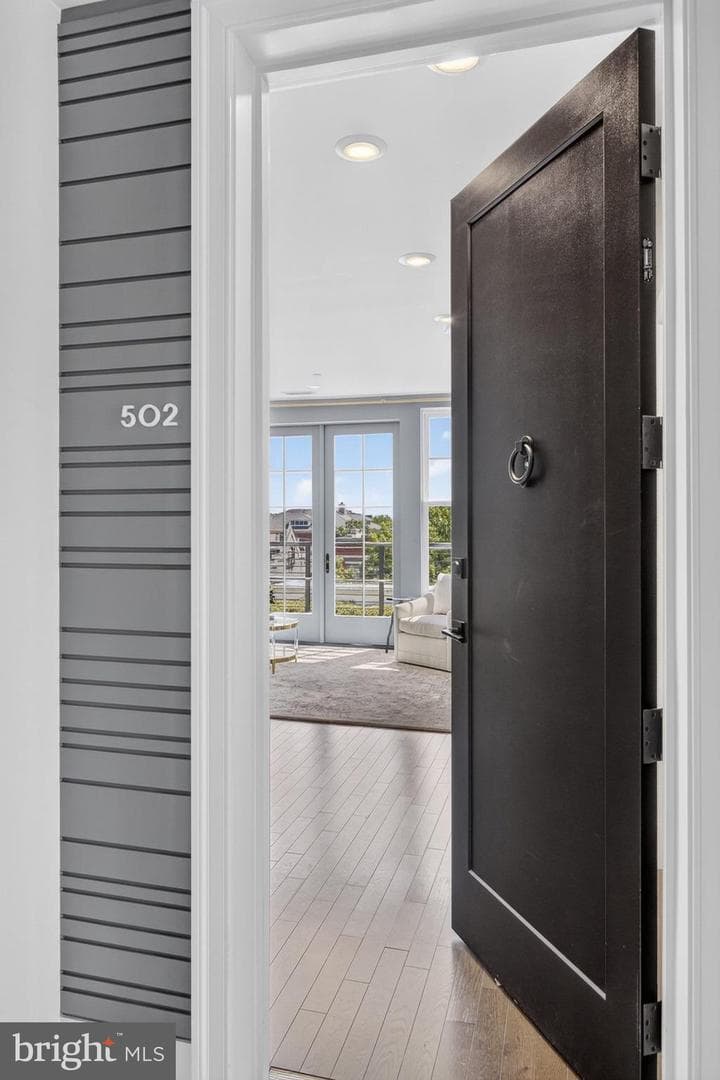 300 8th Street NE #ph502 photo 3