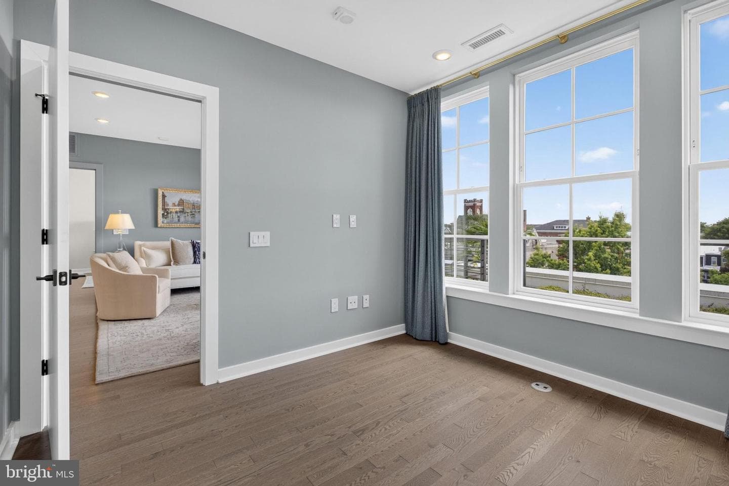 300 8th Street NE #ph502 photo 31