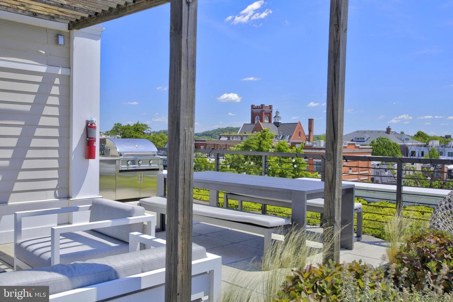 300 8th Street NE #ph502 photo 39