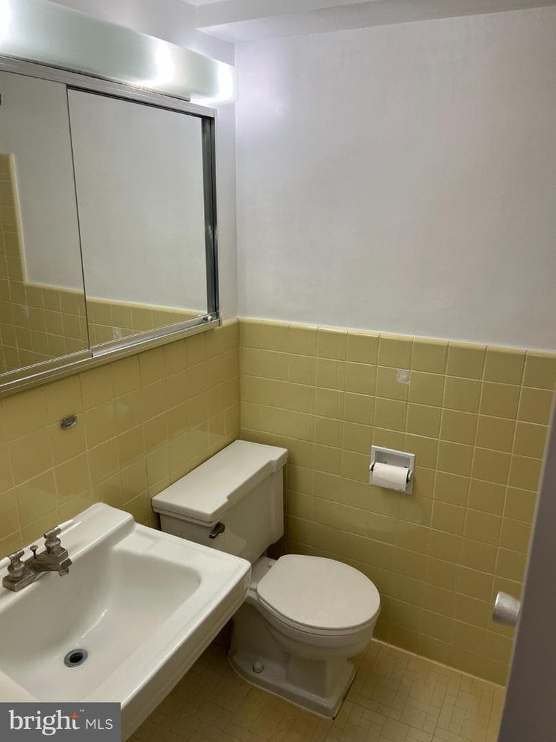 5410 Connecticut Avenue NW #309 photo 11