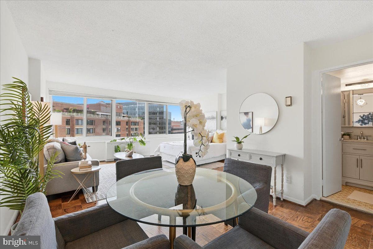 1330 New Hampshire Avenue NW #905 photo 10