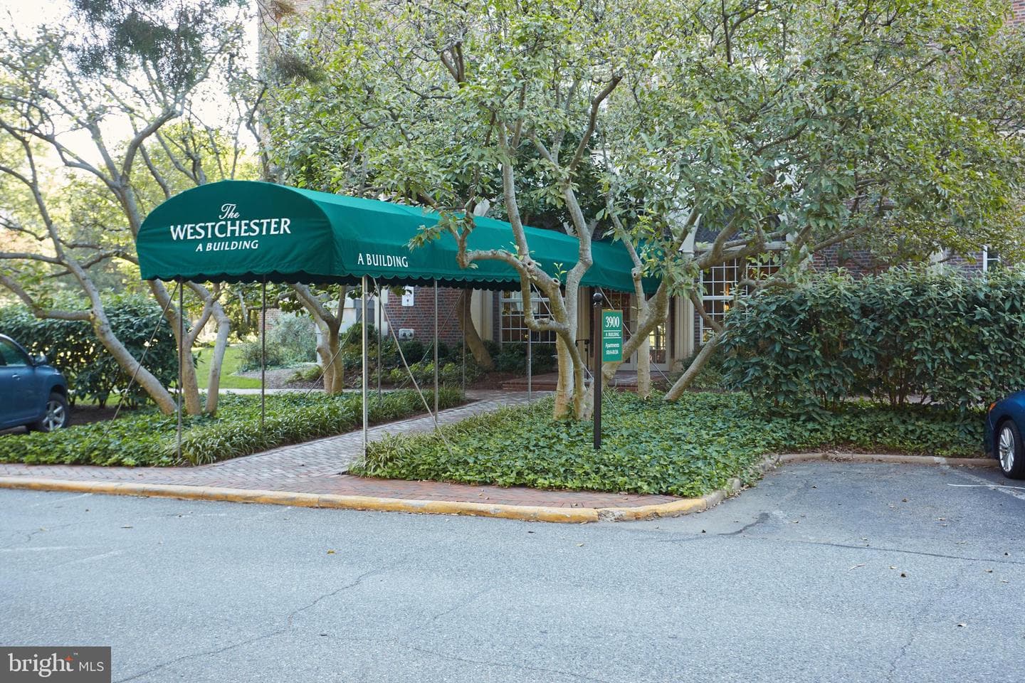 3900 Cathedral Avenue NW #609a photo 3