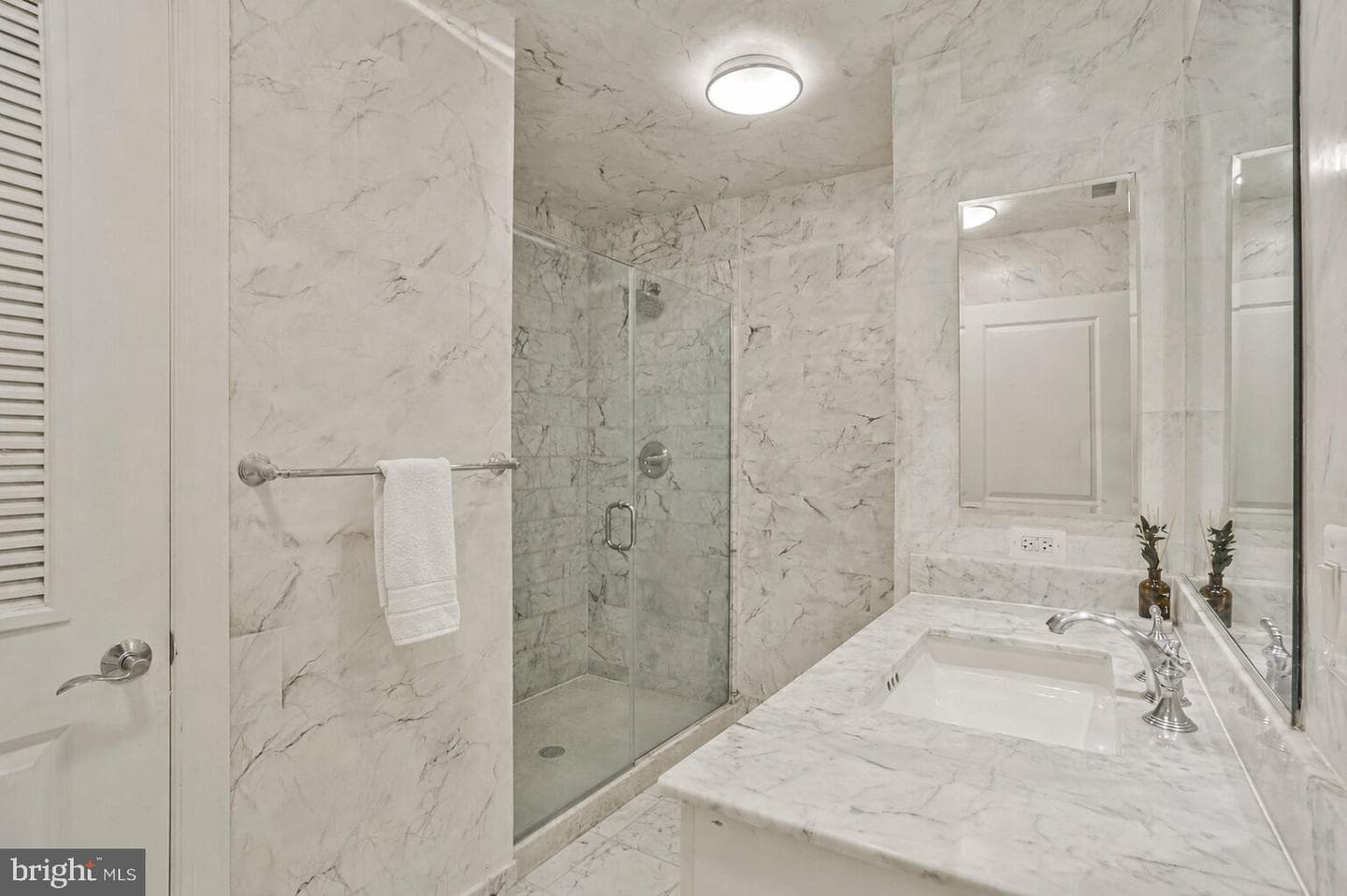 2425 L Street NW #211 photo 15