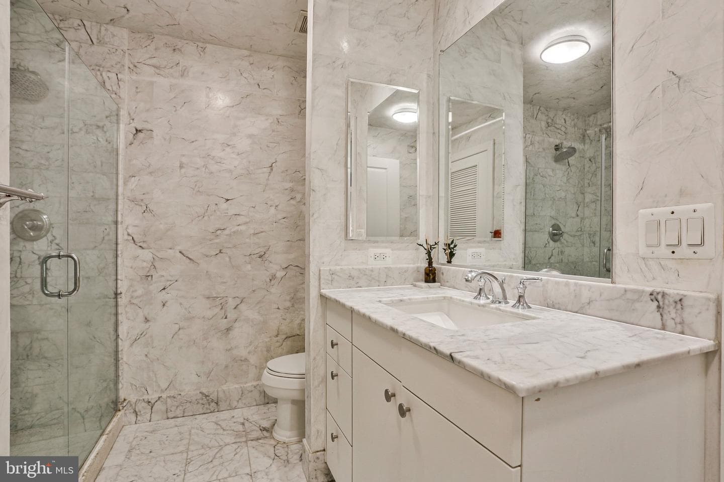 2425 L Street NW #211 photo 16