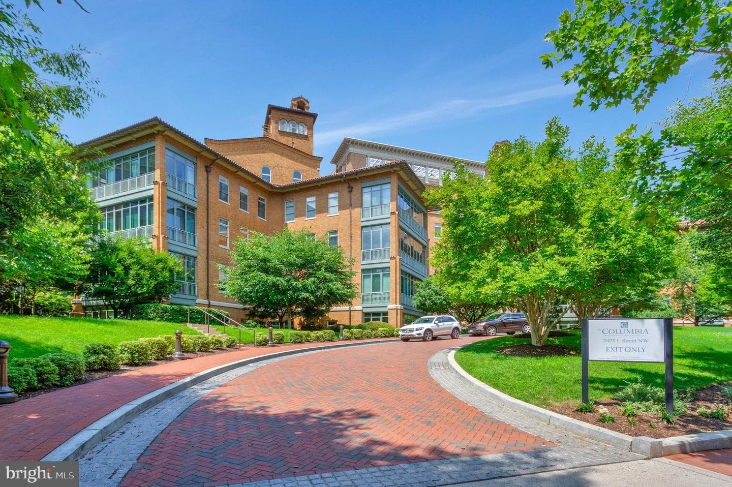 2425 L Street NW #211 photo 25