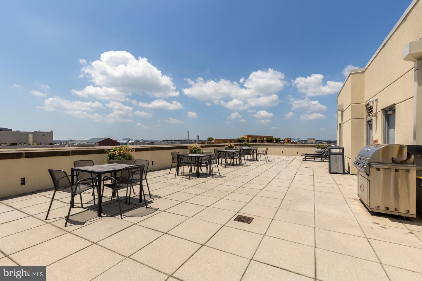301 Massachusetts Avenue NW #1103 photo 32