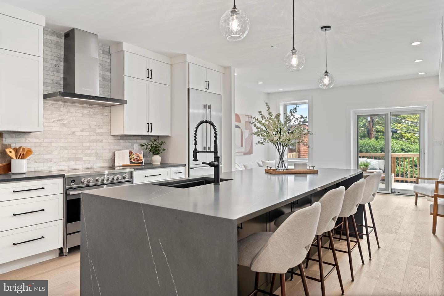 131 11th Street NE #ph, Washington