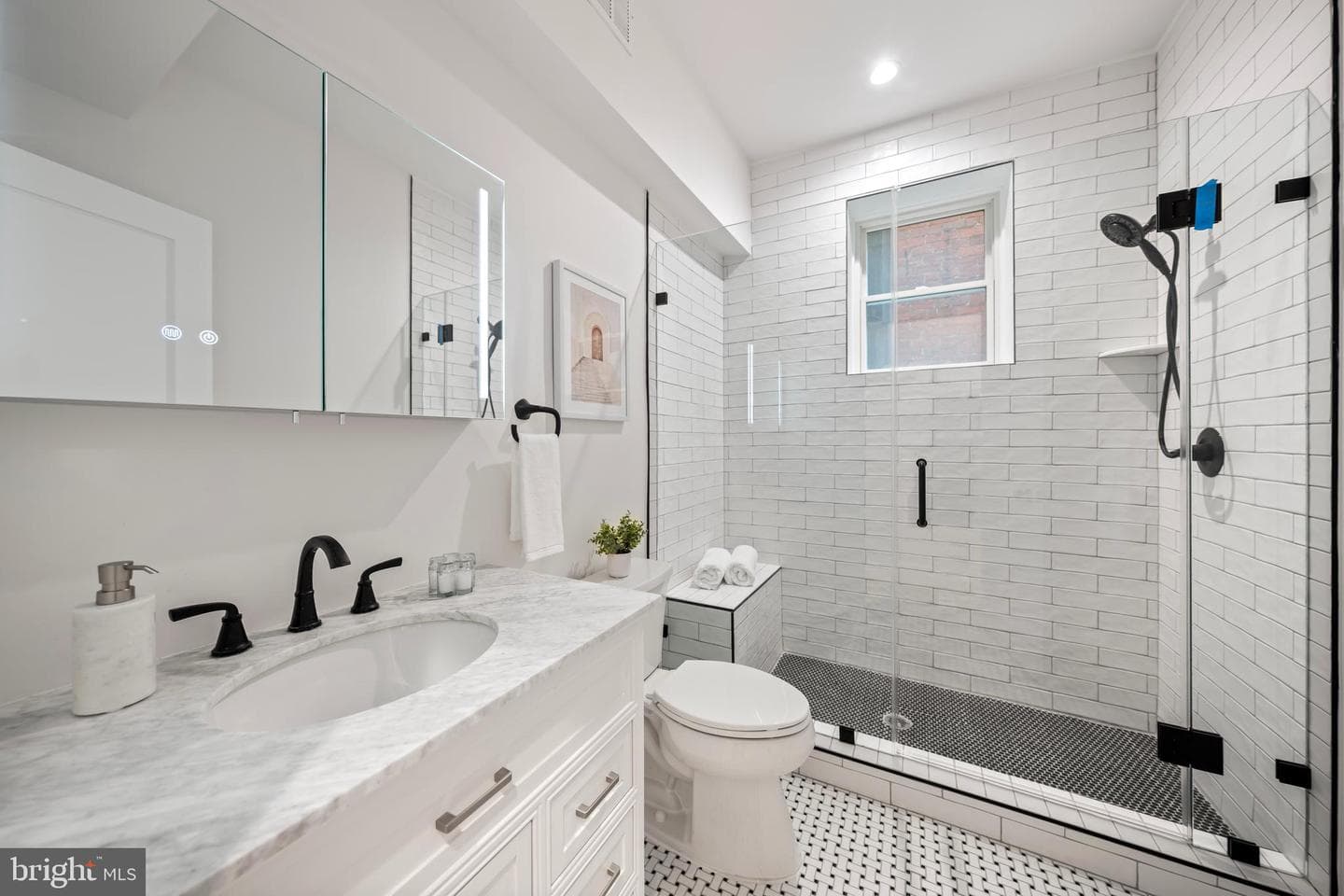 131 11th Street NE #b photo 12