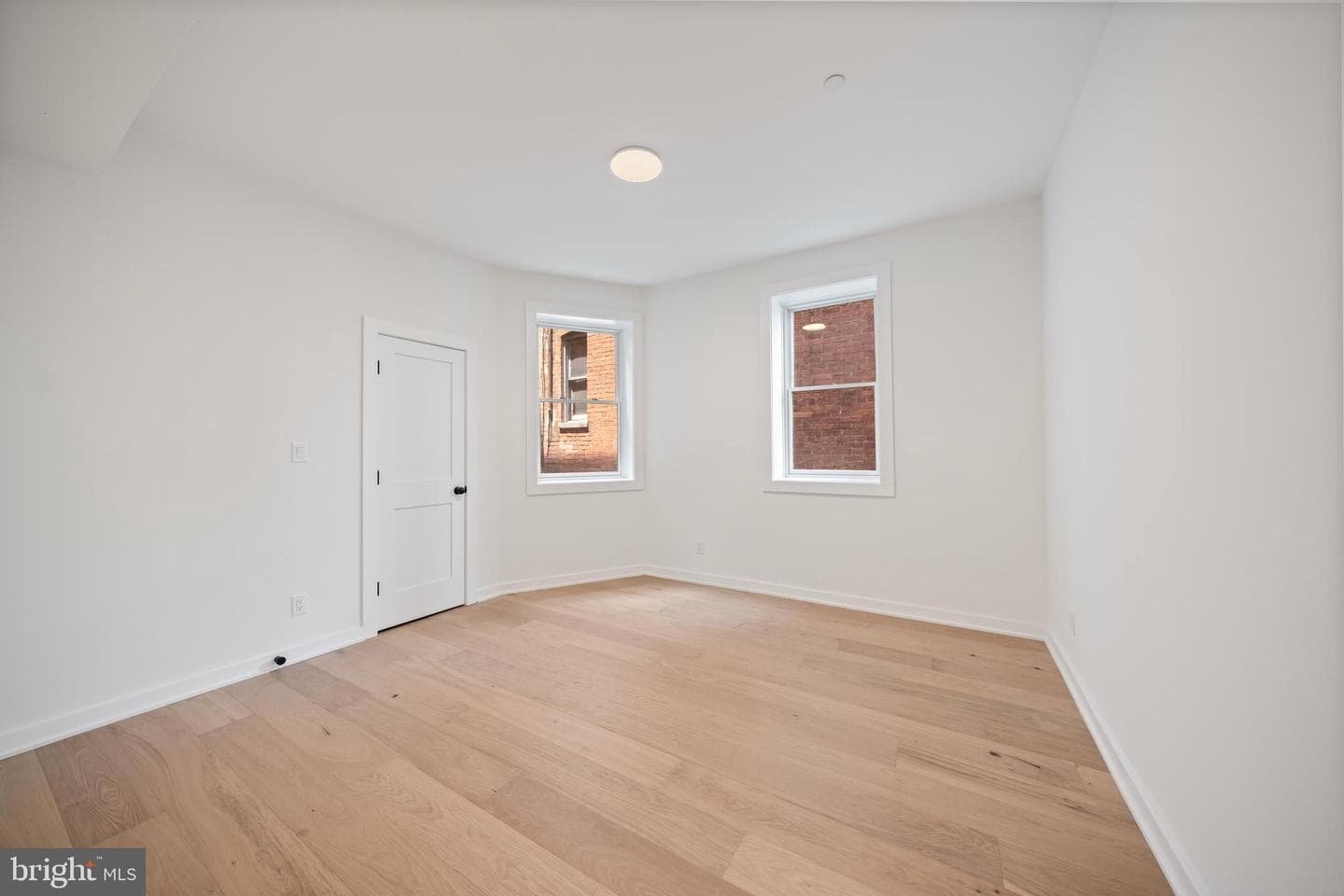 131 11th Street NE #b photo 14