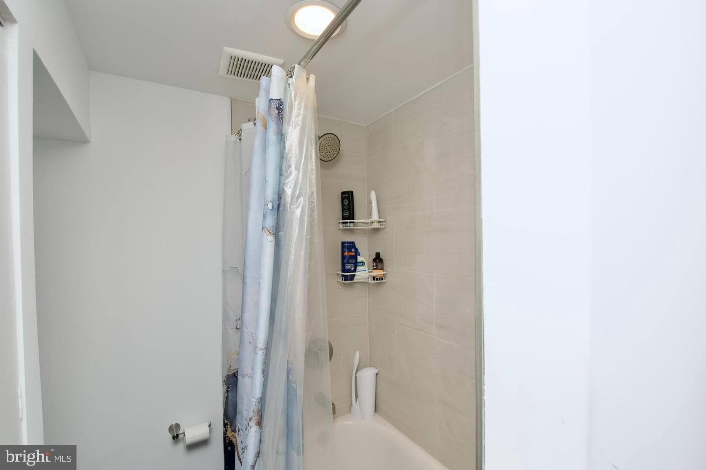 1702 Lang Place NE photo 27