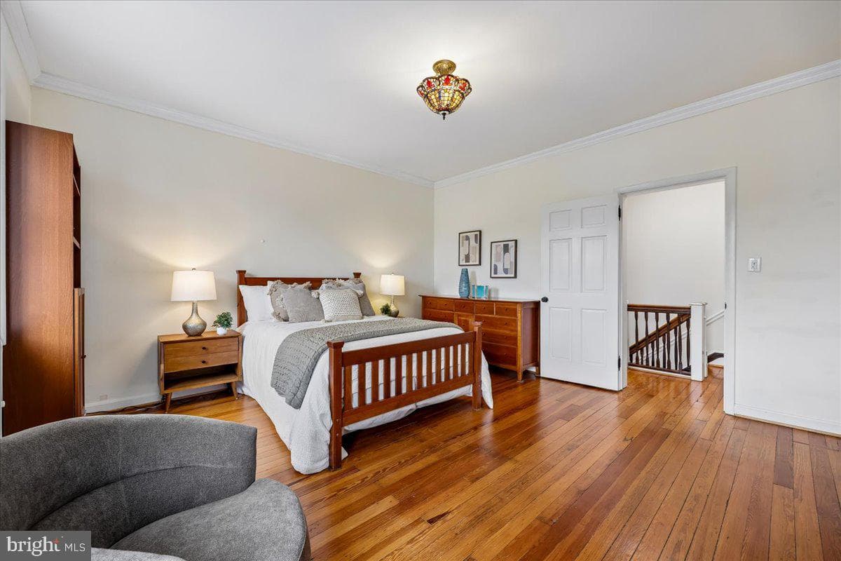 126 E Street SE photo 17