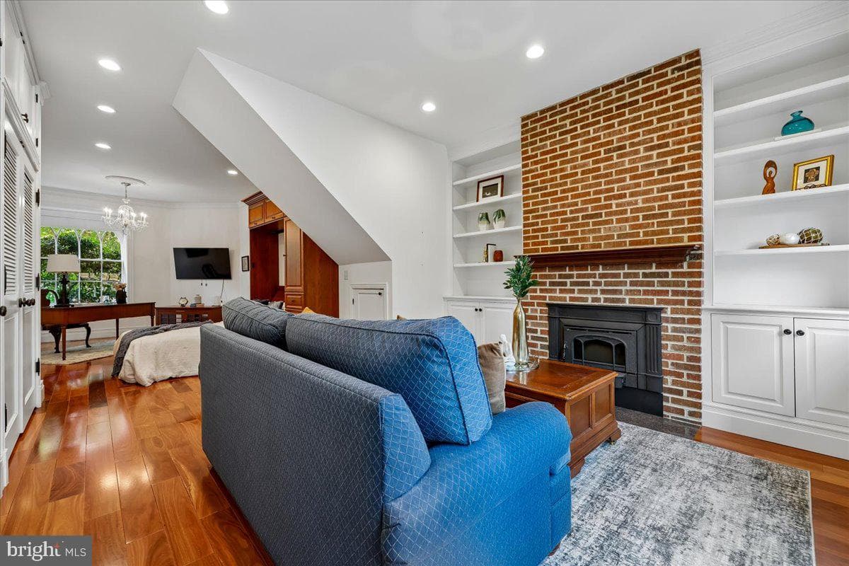 126 E Street SE photo 22