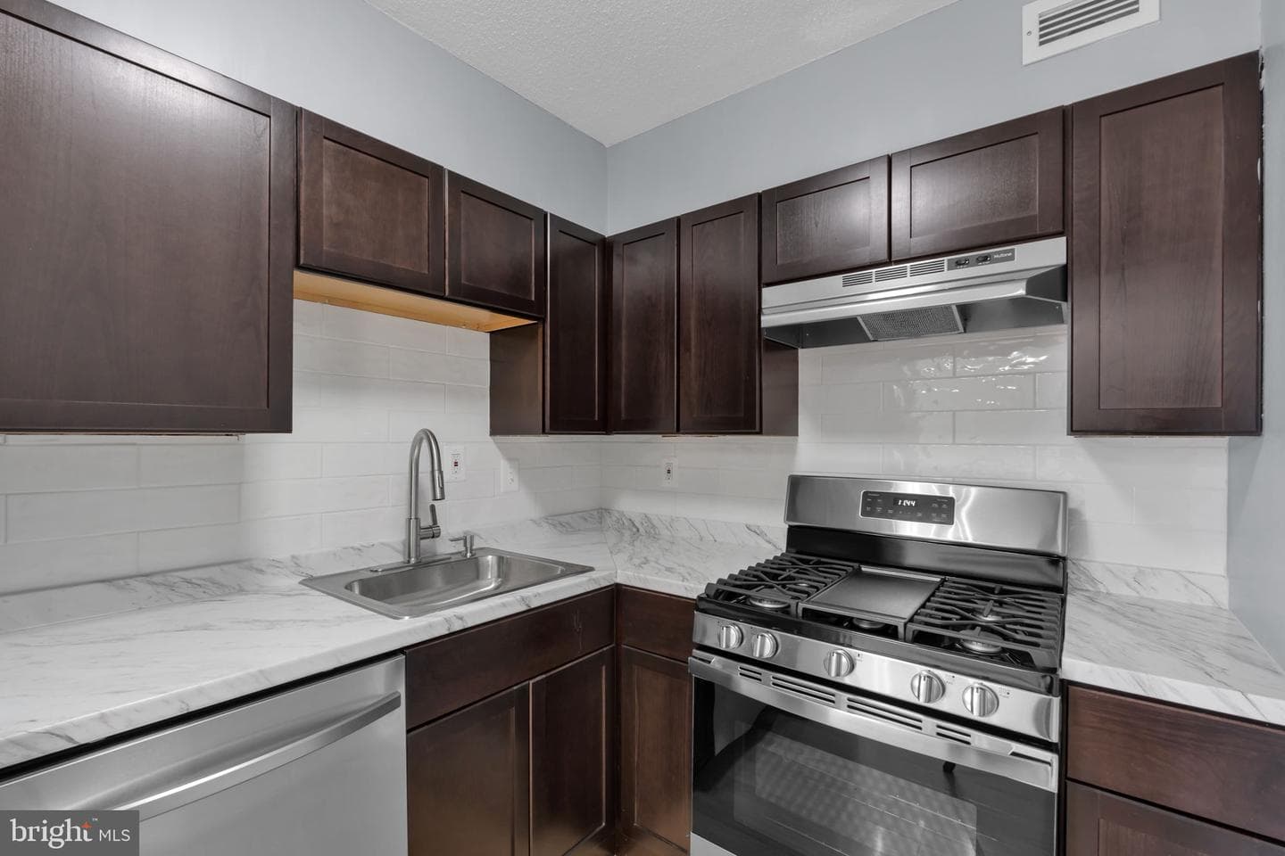1245 4th Street SW #E-210 photo 13