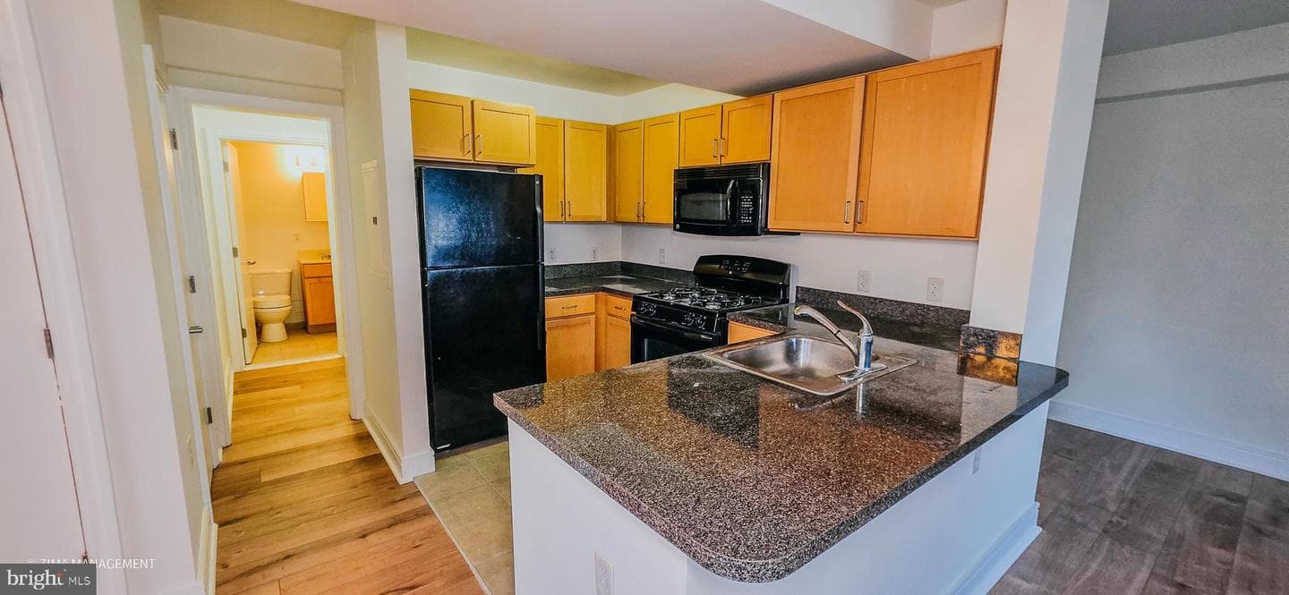 800 4th Street SW #s402 photo 11