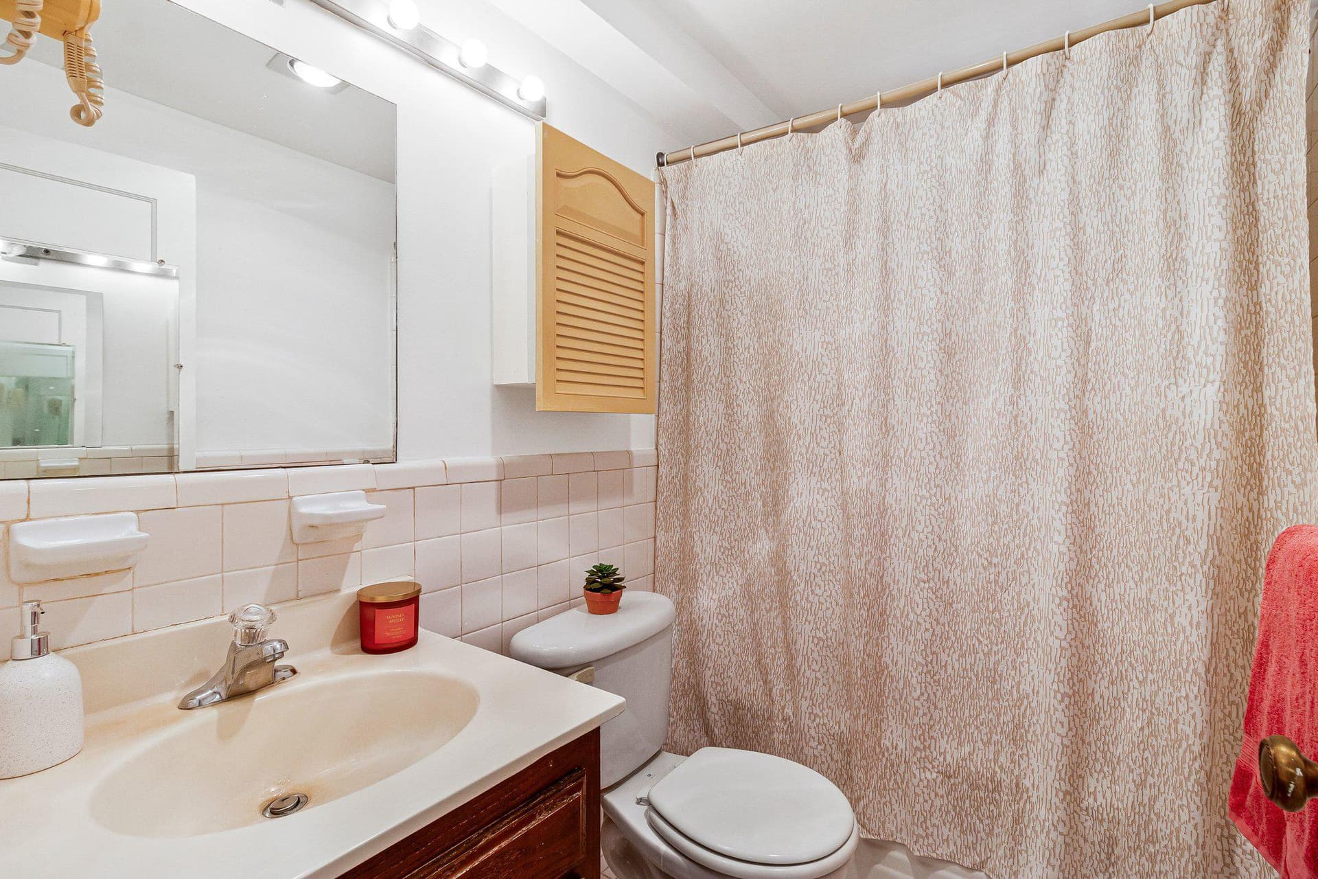 4491 NW Macarthur Boulevard NW #102 photo 14