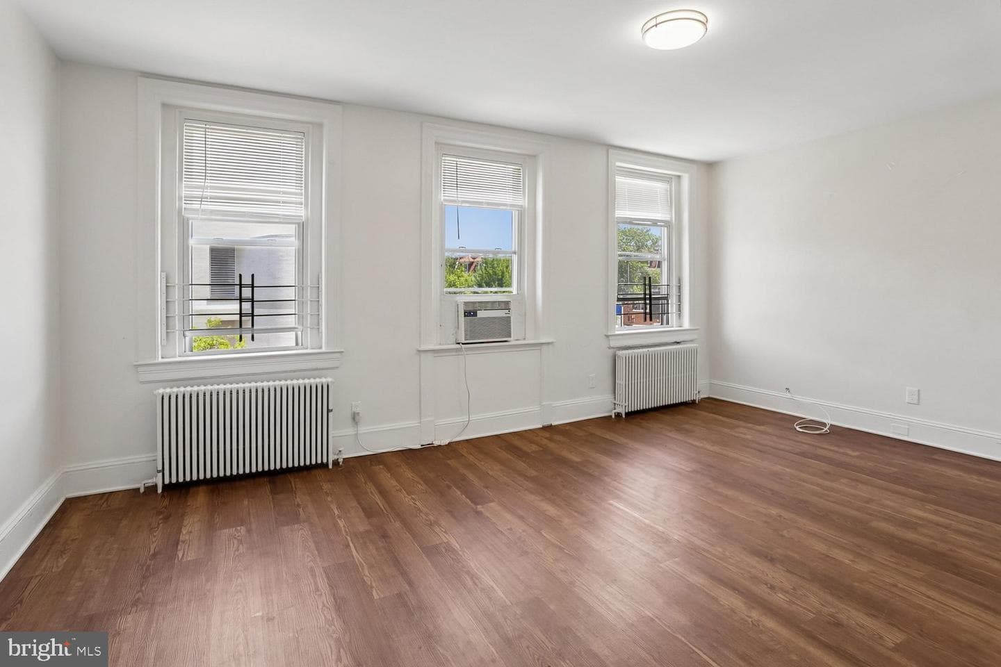 1408 Newton Street NW photo 15
