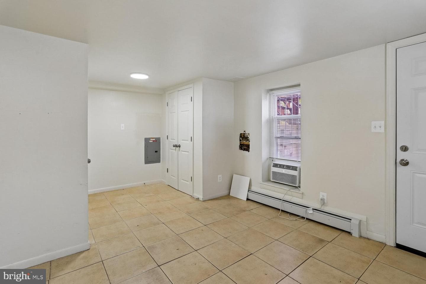 1408 Newton Street NW photo 20