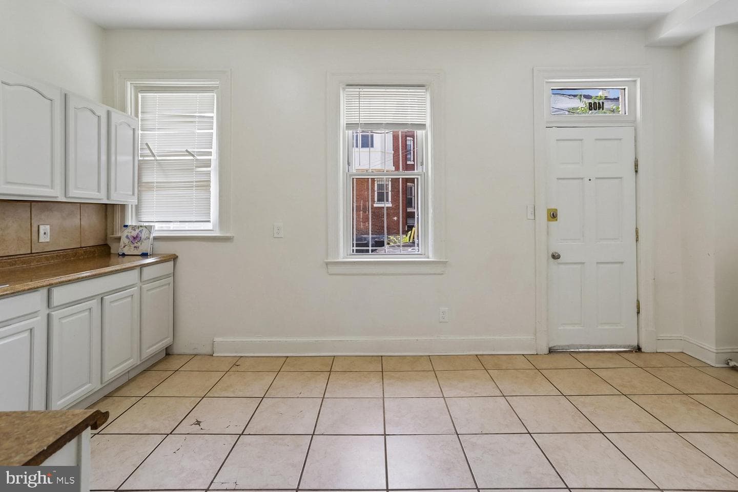 1408 Newton Street NW photo 8
