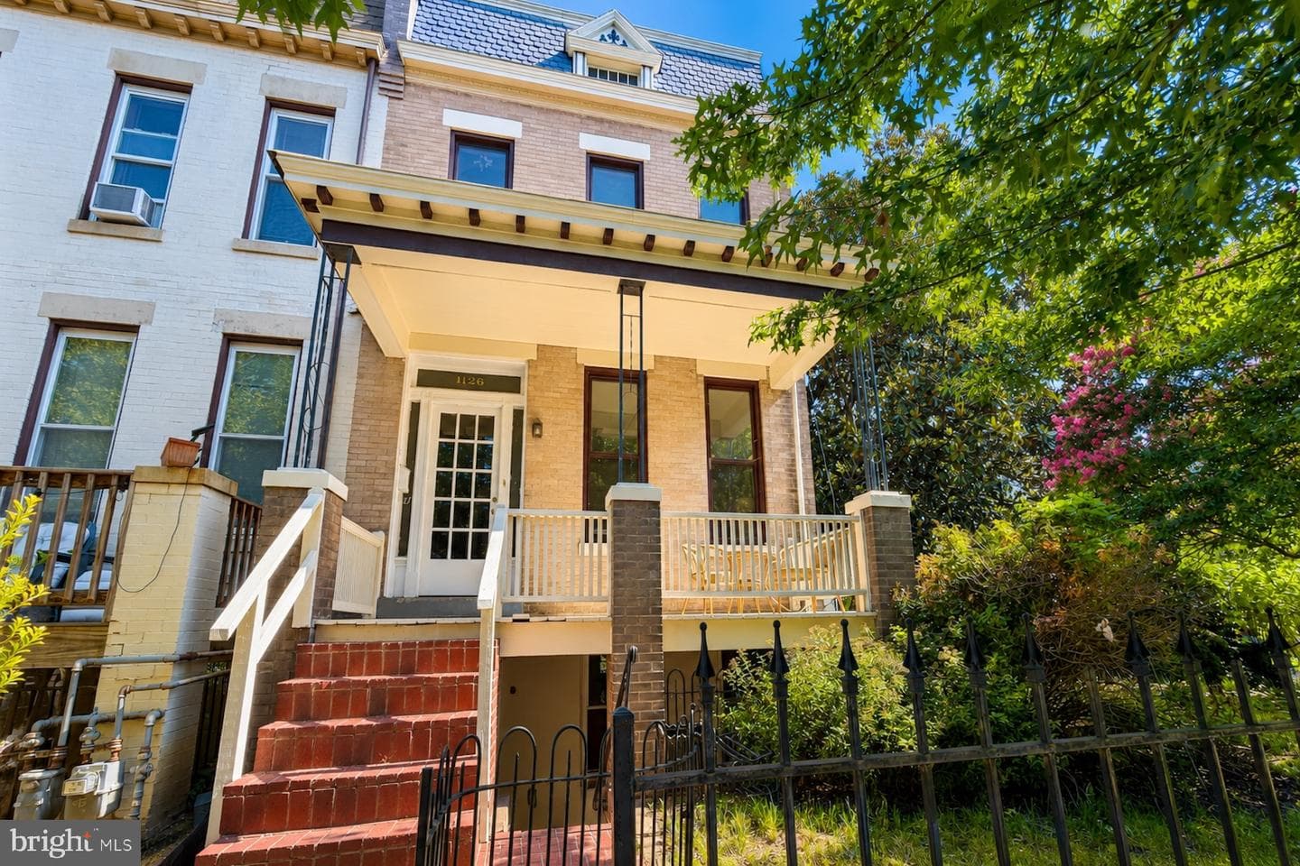 1126 I Street NE, Washington