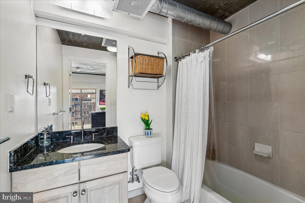 301 Massachusetts Avenue NW #1104 photo 16